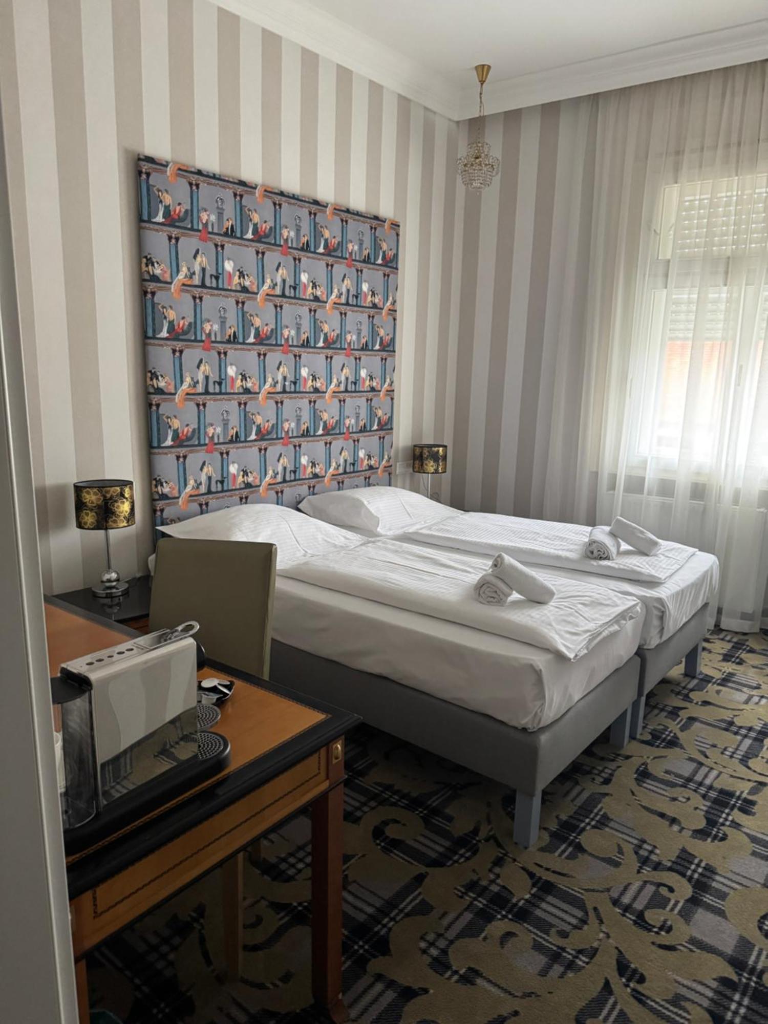 Pannonia 1893 Premium Hotel Sopron Exterior photo